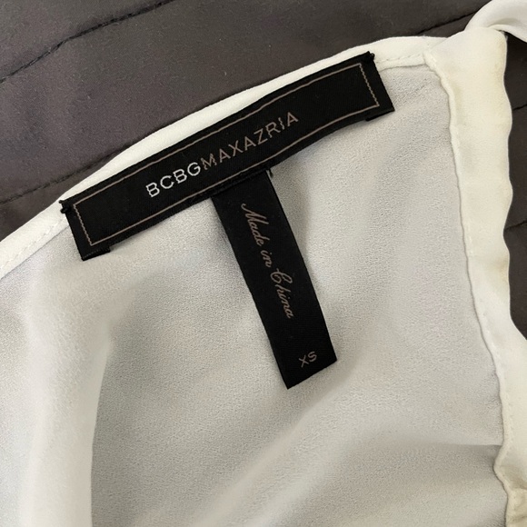 BCBG Maxazria XS flowy white tank top - Picture 3 of 3